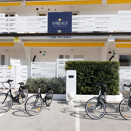 Anreale Rooms Paestum Bagian luar foto